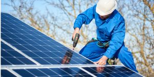 Installation Maintenance Panneaux Solaires Photovoltaïques à Sainte-Eulalie-de-Cernon